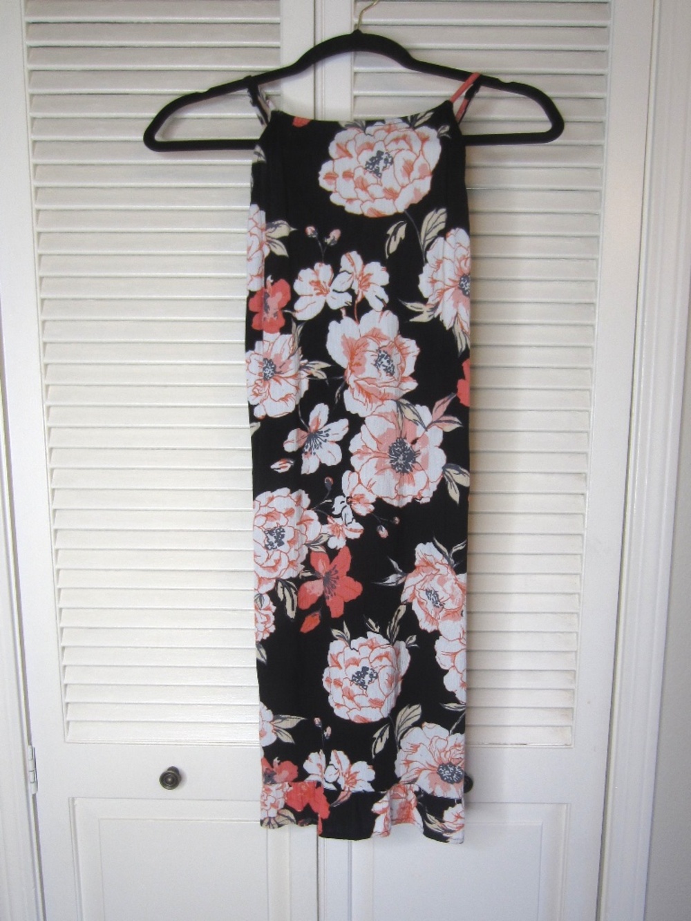 Roxy floral mini dress in black - size Medium